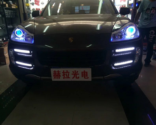 1562552679798234.jpg 保时捷卡宴2.jpg