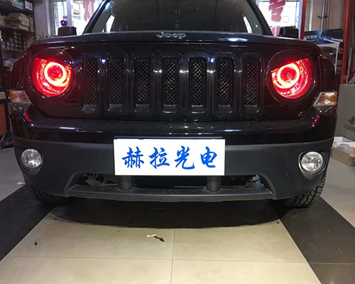 1562552842276489.jpg JEEP自由客.jpg
